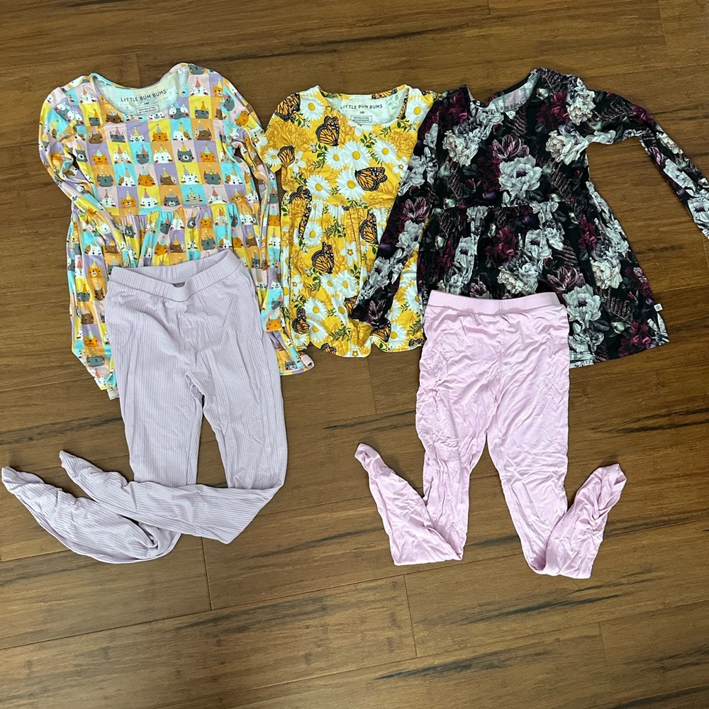 Bums and Roses bamboo bundle 3 tops and 2 leggings Girls size 7/8 - Picture 2 of 6